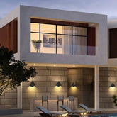 Buitenverlichting zwart met driehoekige aluminium wandlamp