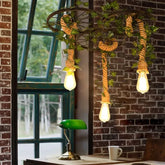 Industriele kroonluchter zwart met ijzeren ringen en jute touw