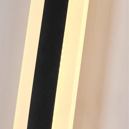Wandlamp zwart lineair met sensor