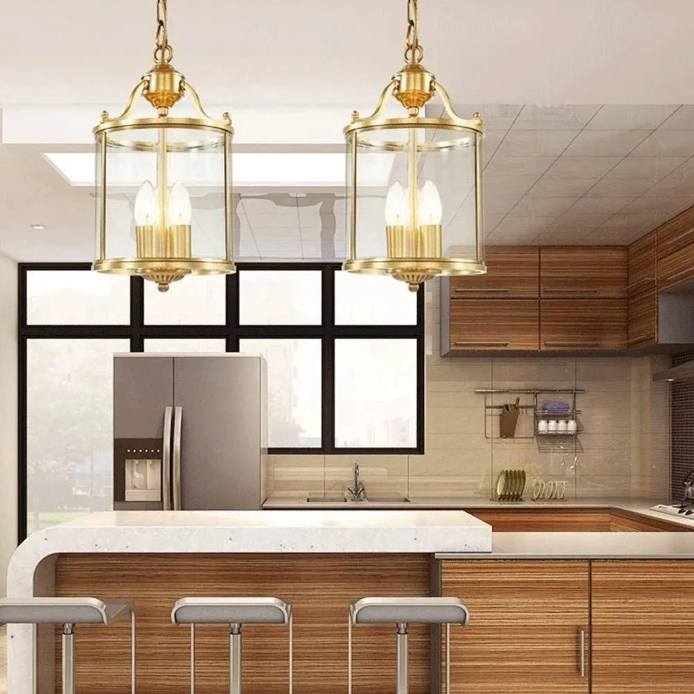 Hanglamp met goud in glazen lantaarnvorm