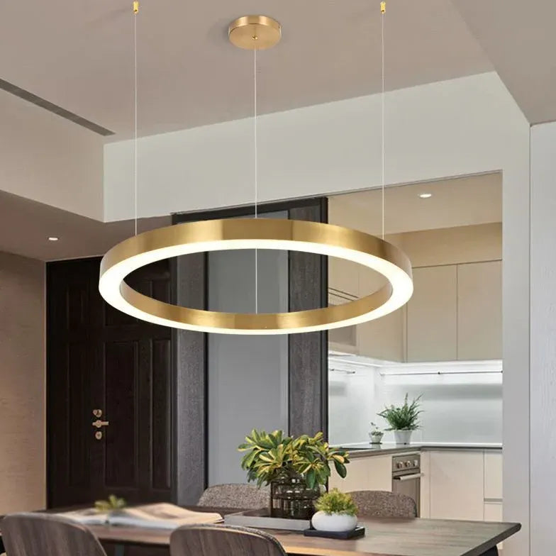 Led lamp rond gouden woonkamer