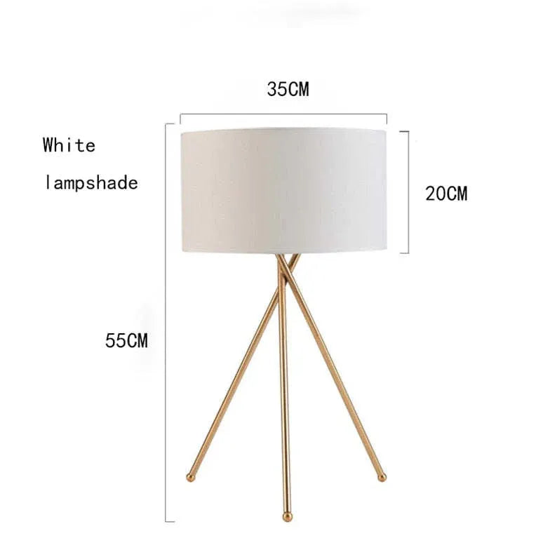 Driepoot vloerlamp witte ronde lampenkap