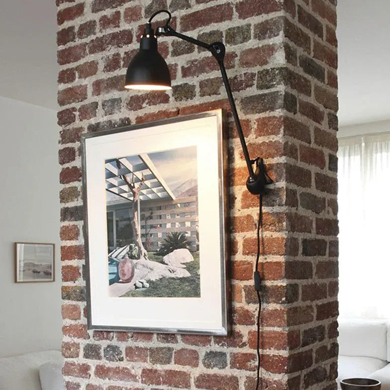 Wandlamp zwart met snoer en stekker