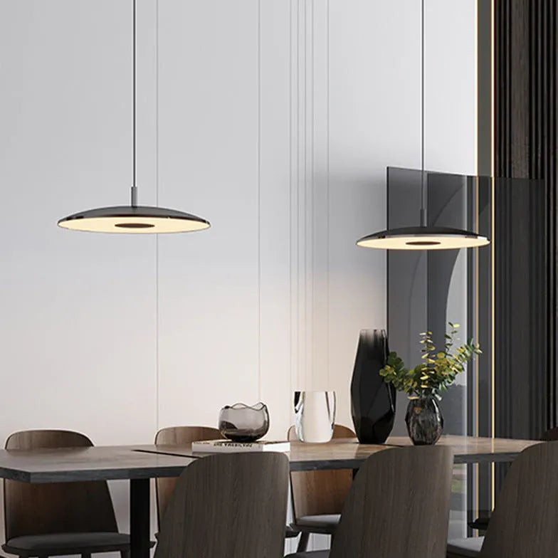 Licht voor keuken in witte schijfvorm