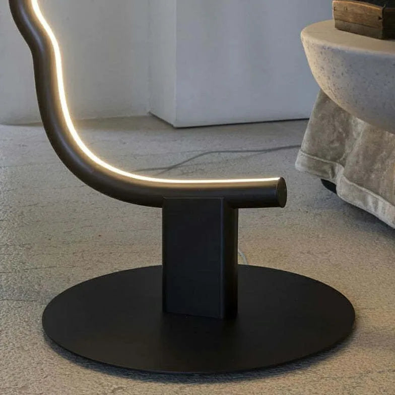Boog design zwart zijprofiel vloerlamp