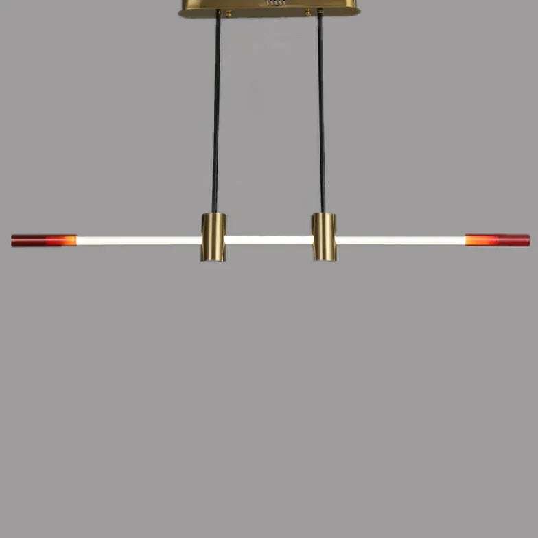 Langwerpige hanglampen rood voor eetkamer