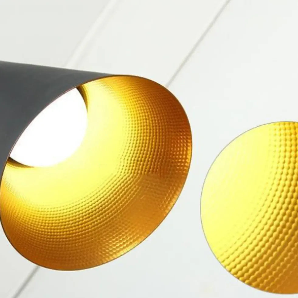 Moderne hanglamp zwart in conische minimalistische stijl