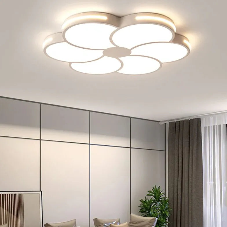 Verlichting slaapkamer plafond wit bloembladvormig