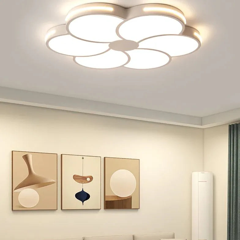 Verlichting slaapkamer plafond wit bloembladvormig
