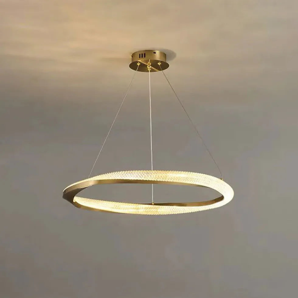 Hanglamp koperkleurig gekruiste ring woonkamer