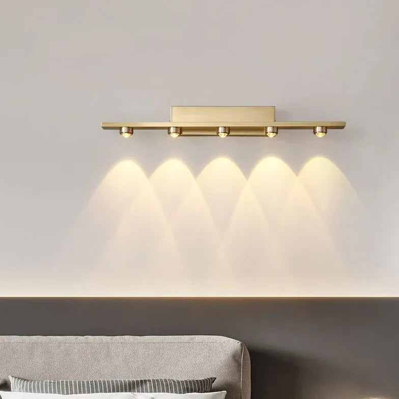 Wandlampje goud led voor slaapkamer