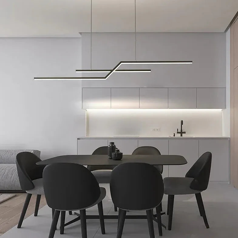 Hanglamp zwart lineair en simpel keuken