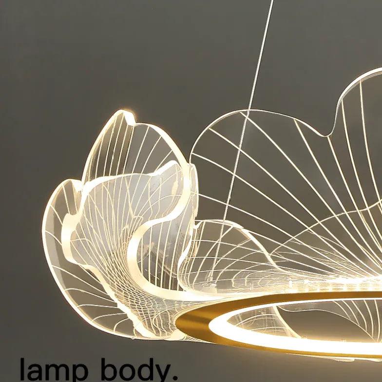 Hanglamp cirkel goud met bloemvorm