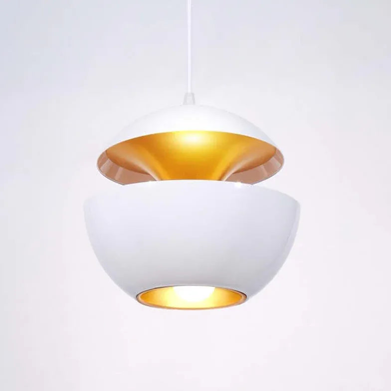 Zwart goud hanglamp bolvormig keuken