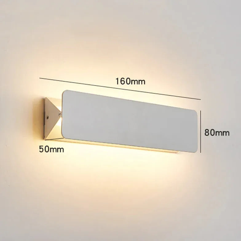 Wandlamp rechthoekig wit metaal binnen