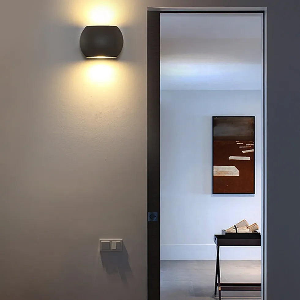 Wandlampen up down zwart met warm licht