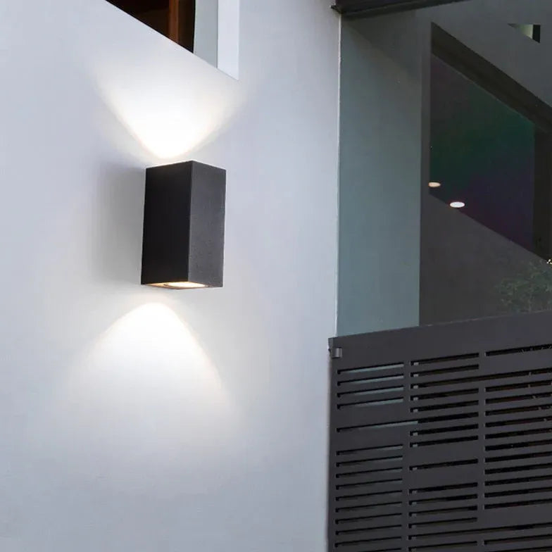 Buitenverlichting up down zwarte wandlamp