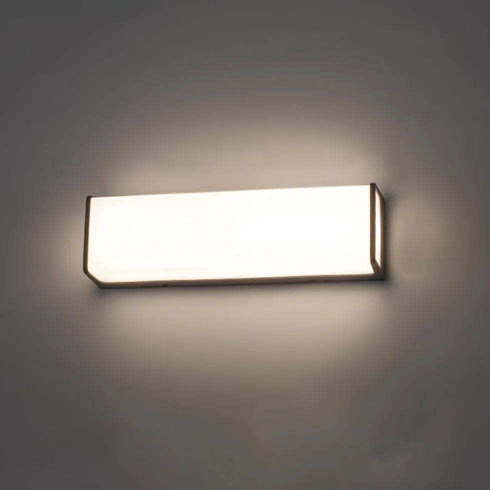 Buiten wandlamp met sensor en zonne energie kubus