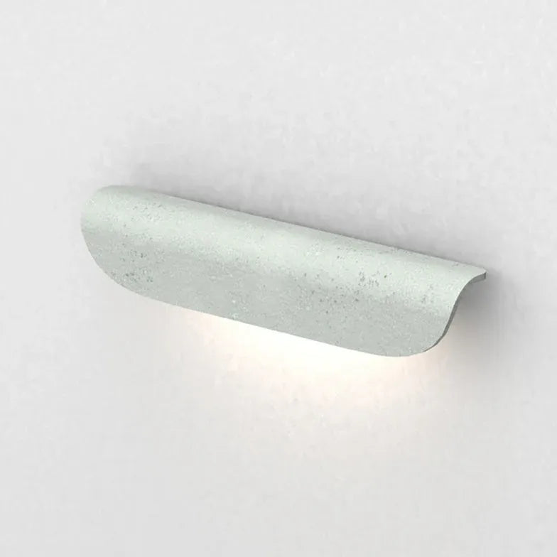 Wandlamp buiten wit met gebogen lang paneel