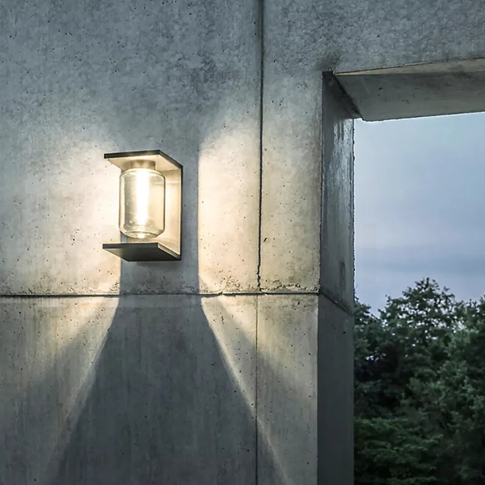 Solar LED wandlamp buiten in grijs ontwerp