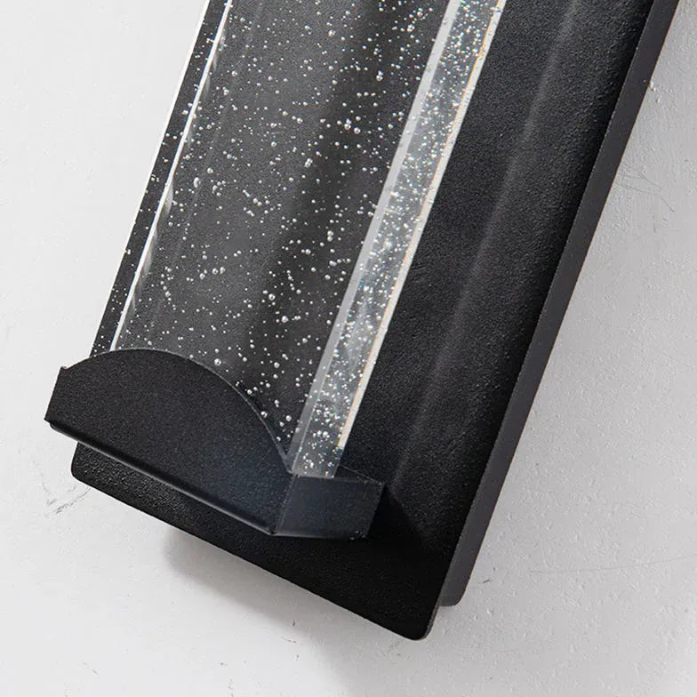 Wandlamp met sensor binnen zwart geschikt voor buiten