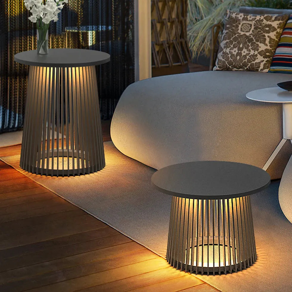 Buitenlamp staand zwart met ingebouwde tafel