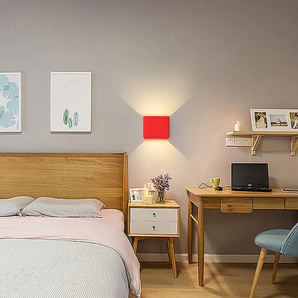 Up-down light binnen kleurrijk met kubusontwerp