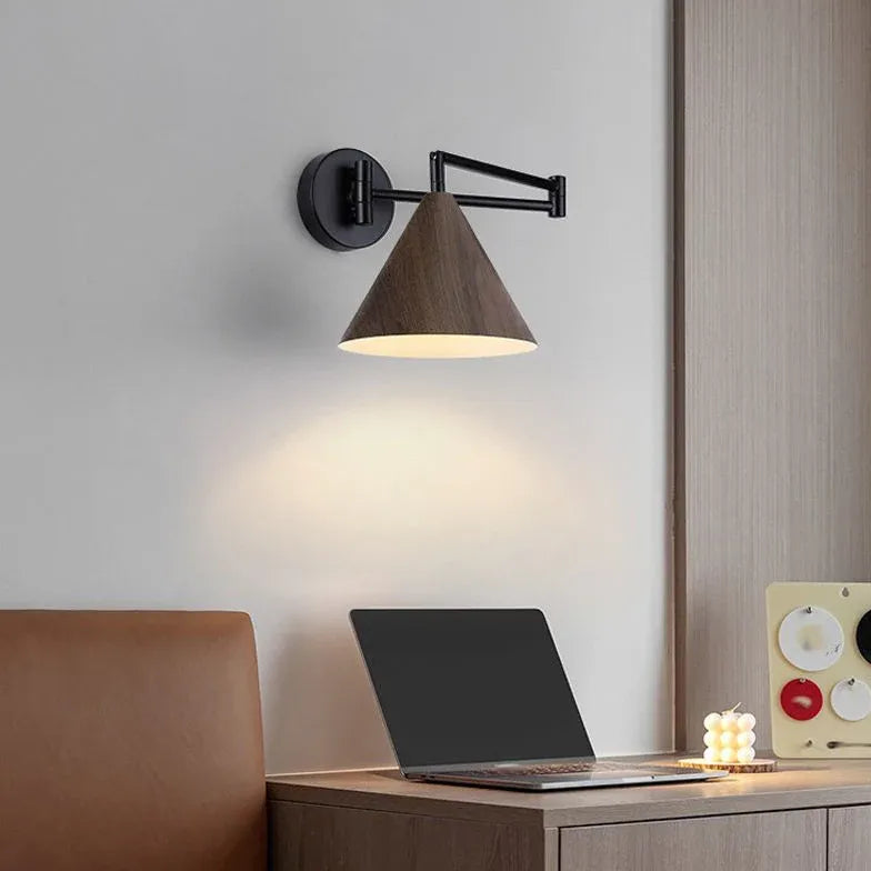 Leeslamp wandbevestiging met verstelbare kegelvorm