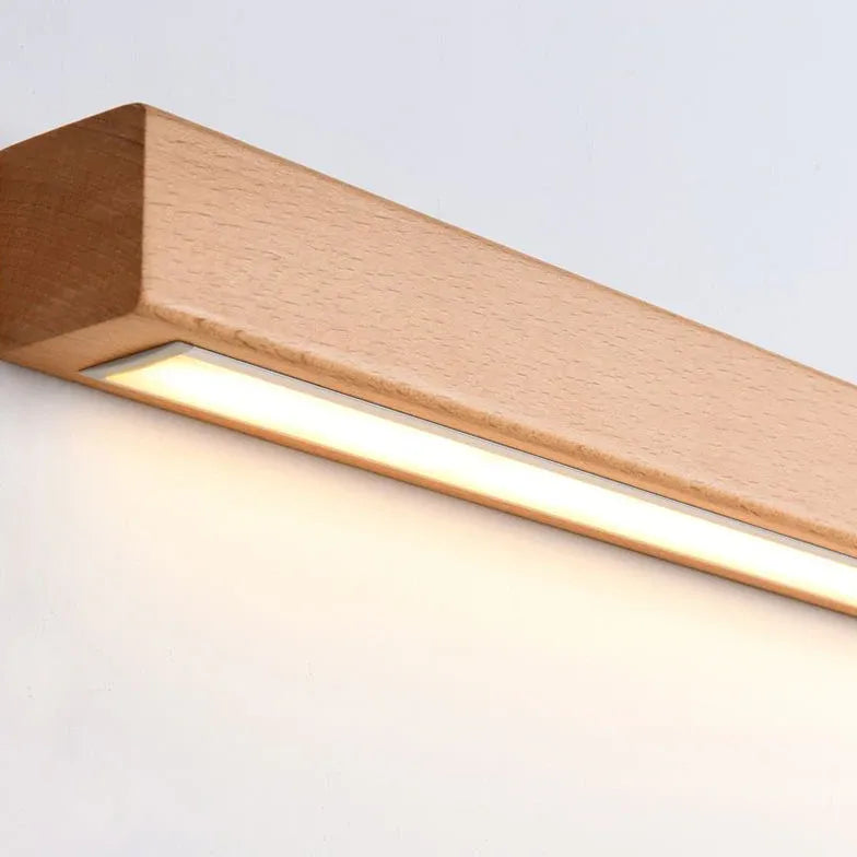 Wandlamp badkamer boven spiegel houten