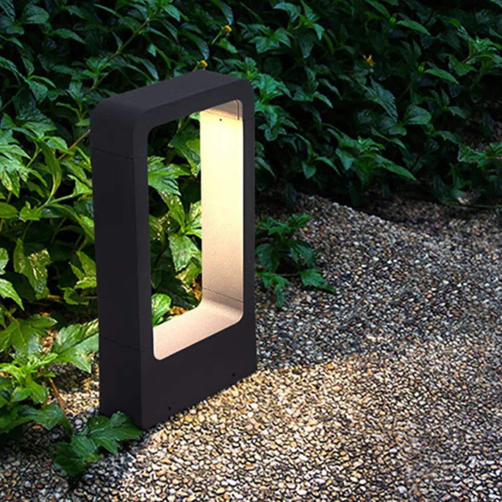 Rechthoekige padverlichting zwarte buiten verlichtingspaal