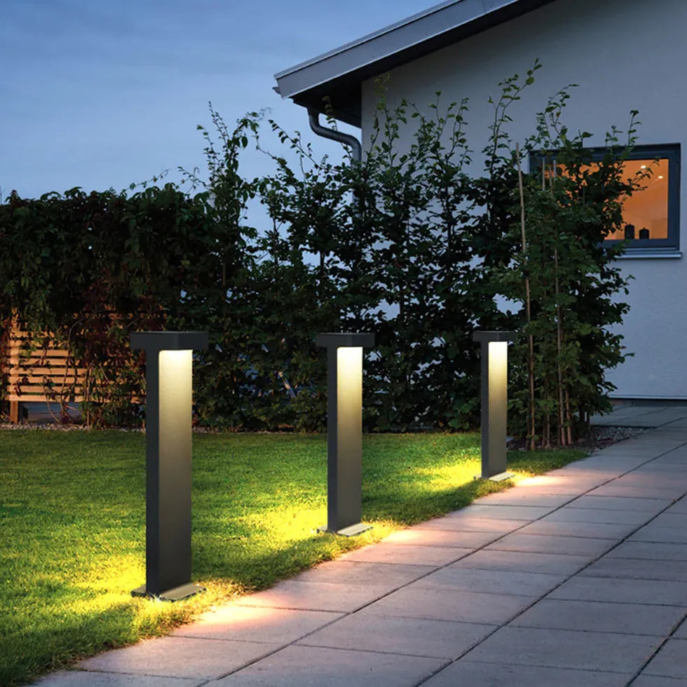 Dubbele padverlichting zonne energie buiten lantaarnpalen