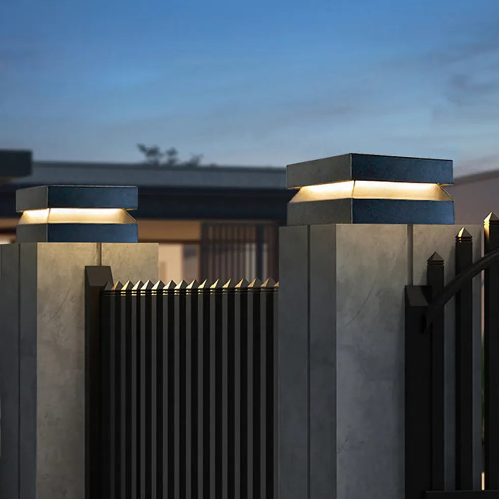 Solar tuinlantaarn zwarte vierkante buitenlamp