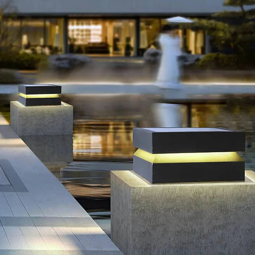 Solar tuinlantaarn zwarte vierkante buitenlamp