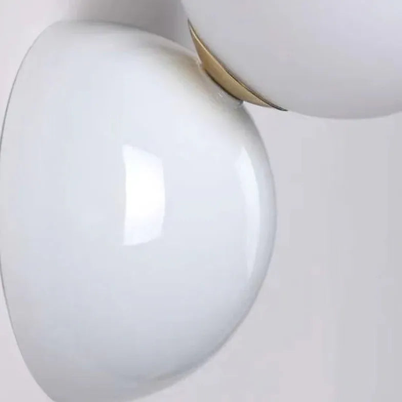 Wandlamp slaapkamer zwart met bolvormige LED verlichting
